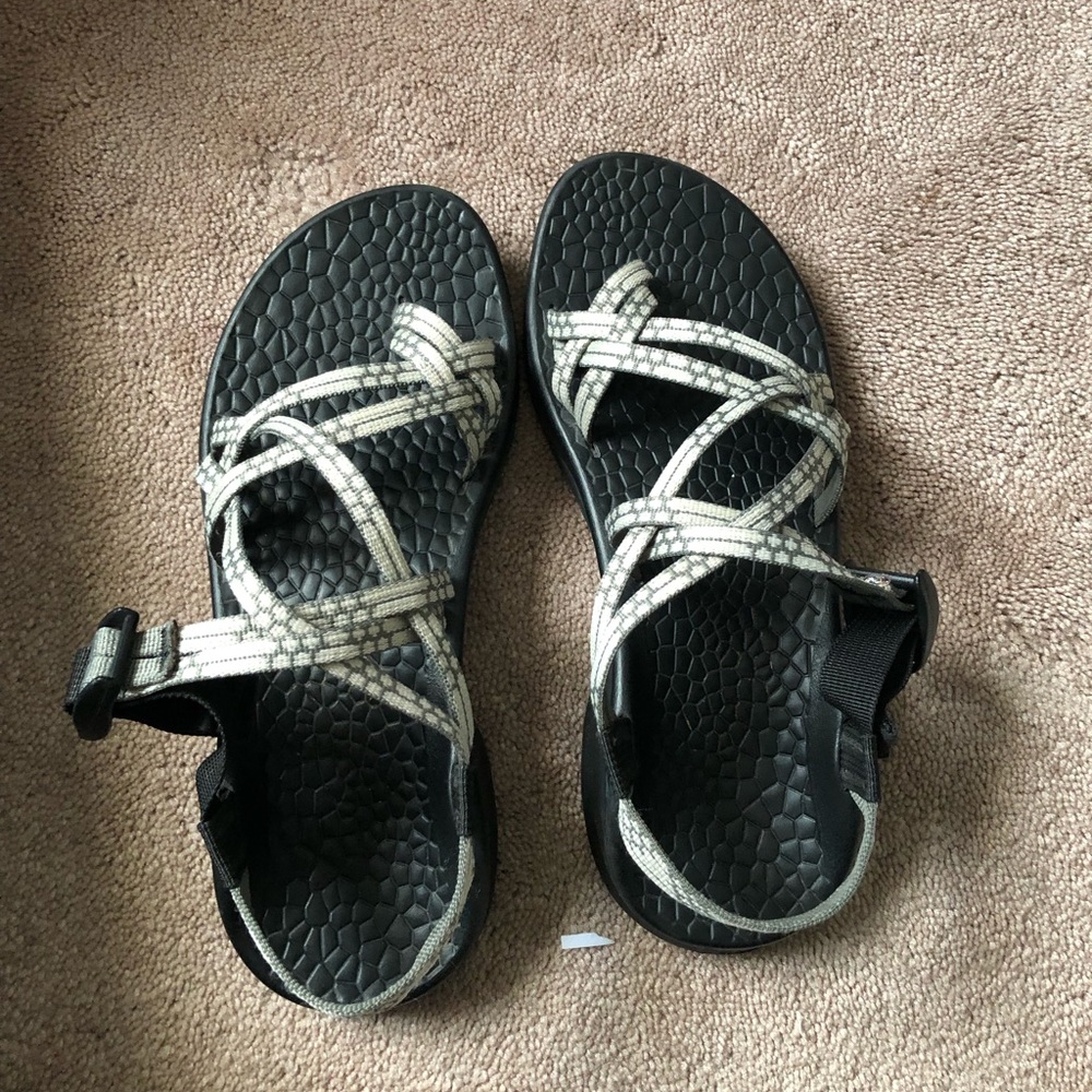 Chacos!